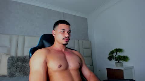 Michael online show from December 17, 3:12 am