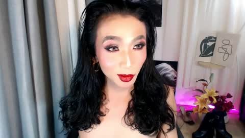 Snapshot of michaelagoddess chatting on April 23, 6:54 pm michaelagoddess online show from April 23, 6:54 pm