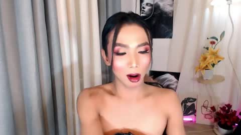 Snapshot of michaelagoddess chatting on April 27, 6:17 pm michaelagoddess online show from April 27, 6:17 pm