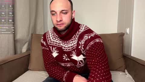 Snapshot of michaelbradley_for_u chatting on January 3, 9:15 pm michaelbradley_for_u online show from January 3, 9:15 pm