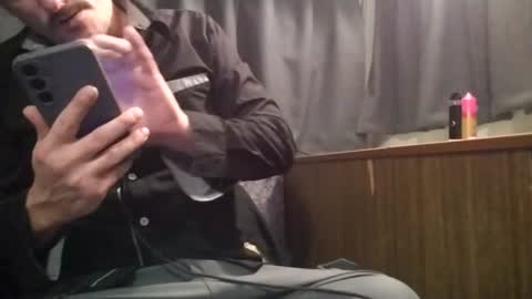 Snapshot of michaelgriley1982 chatting on August 5, 10:51 am Guyngirl online show from August 5, 10:51 am