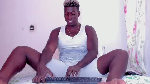 Michaell online show from December 7, 7:43 pm