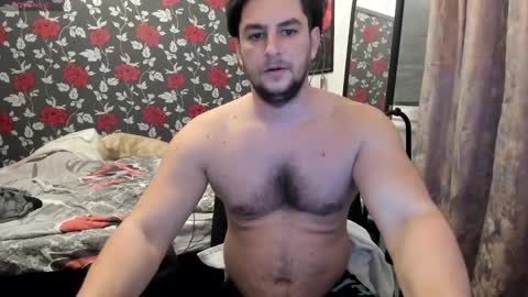 Snapshot of michaelragnar90 chatting on January 11, 12:40 pm michaelragnar90 online show from January 11, 12:40 pm