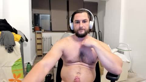 Snapshot of michaelragnar90 chatting on November 11, 4:40 pm michaelragnar90 online show from November 11, 4:40 pm