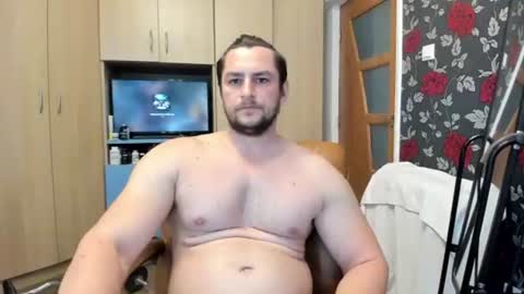 michaelragnar90 online show from June 17, 3:02 pm