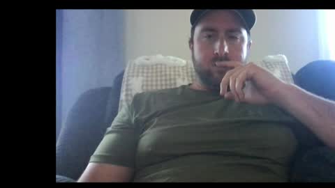 Snapshot of michaelt483 chatting on May 30, 9:12 pm michaelt483 online show from May 30, 9:12 pm