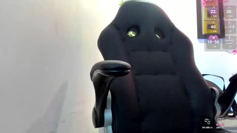 michel_lopez18 online show from October 7, 10:56 am