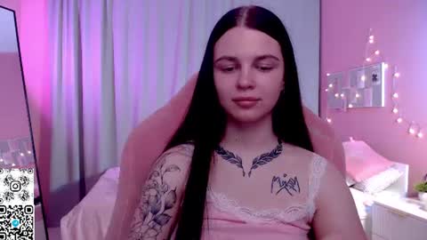 Kate online show from June 25, 1:38 am