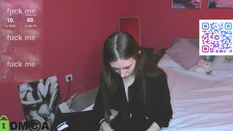 michele_mack online show from September 26, 2:48 am