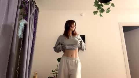 Mary online show from December 21, 12:29 am