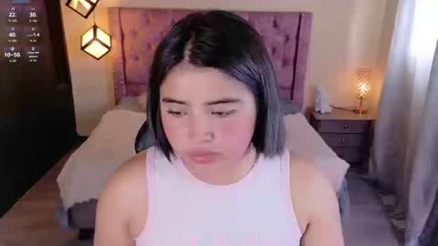 michell_petty01 online show from September 15, 2:17 pm