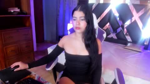 Michell  online show from February 3, 6:57 pm