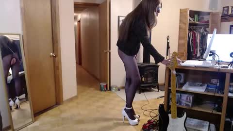 Michelle online show from May 26, 10:22 am