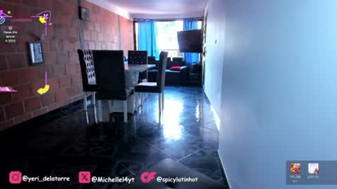 MICHELLE DE LA TORRE online show from July 15, 2:11 pm