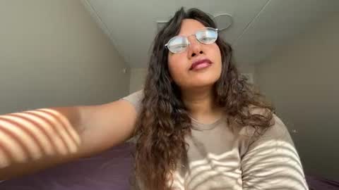Anne Michelle online show from July 23, 6:50 pm
