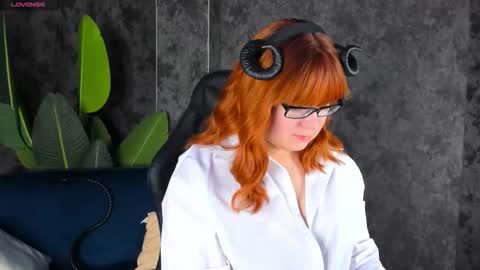 Michelle online show from October 16, 7:09 am