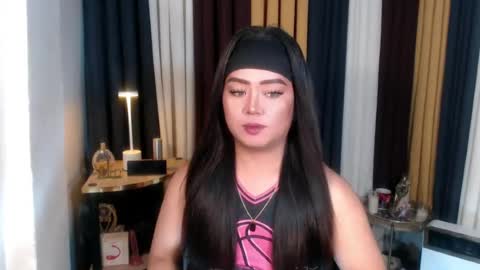 Michelle online show from June 15, 3:14 pm