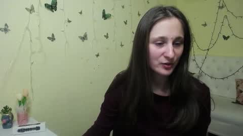 Snapshot of michellee11 chatting on February 25, 12:26 pm Michel online show from February 25, 12:26 pm