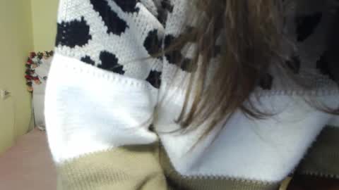 Snapshot of michellee11 chatting on February 26, 12:26 pm Michel online show from February 26, 12:26 pm