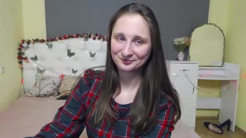 Snapshot of michellee11 chatting on February 27, 2:28 pm Michel online show from February 27, 2:28 pm