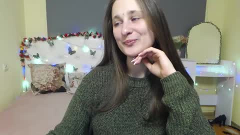 Snapshot of michellee11 chatting on March 3, 12:11 pm Michel online show from March 3, 12:11 pm