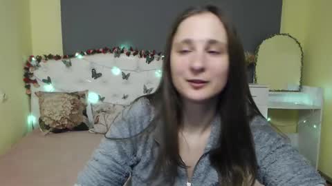 Snapshot of michellee11 chatting on March 4, 12:22 pm Michel online show from March 4, 12:22 pm