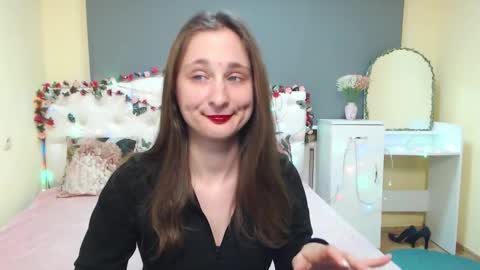 Snapshot of michellee11 chatting on March 18, 1:03 pm Michel online show from March 18, 1:03 pm