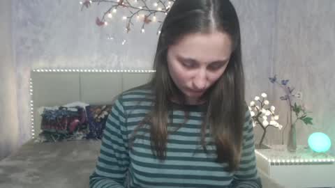 Snapshot of michellee11 chatting on March 24, 1:05 pm Michel online show from March 24, 1:05 pm