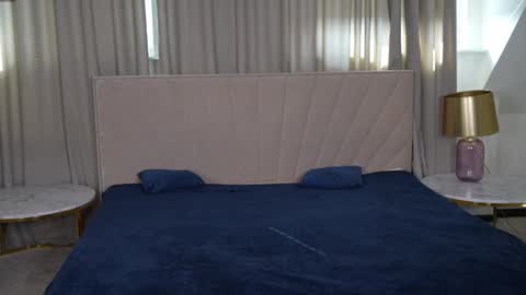 Snapshot of michelleinlove4u chatting on March 12, 12:26 pm Michelle online show from March 12, 12:26 pm