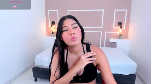 michell online show from January 18, 9:24 pm