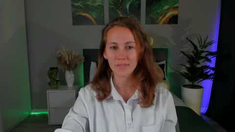 MichelleOrtis online show from December 4, 2:15 pm