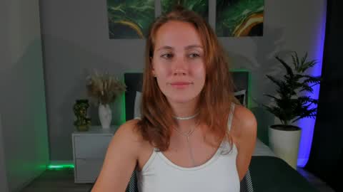 MichelleOrtis online show from December 4, 5:22 pm