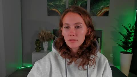 MichelleOrtis online show from December 5, 4:23 pm