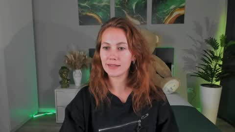 MichelleOrtis online show from December 7, 6:48 pm
