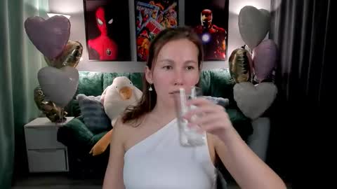 MichelleOrtis online show from February 20, 12:38 pm