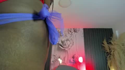 michellepreston_ online show from July 12, 12:07 pm