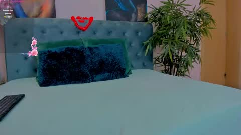 michellereys online show from February 16, 1:58 am