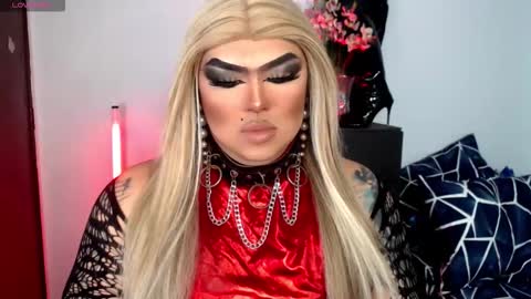 Michelle online show from November 17, 4:24 pm