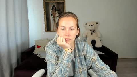 Michelle online show from May 19, 4:41 am
