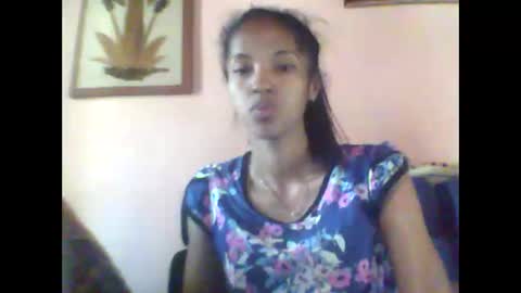 Snapshot of michou386 chatting on October 4, 10:46 am michou386 online show from October 4, 10:46 am