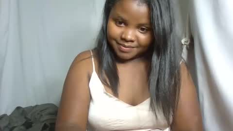 michou61 online show from December 17, 7:20 pm