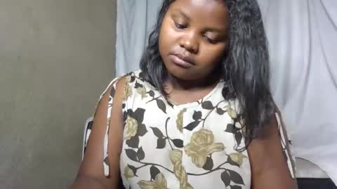 michou61 online show from March 28, 3:06 am