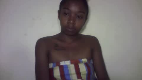 Snapshot of michou_69 chatting on June 1, 1:02 pm michou_69 online show from June 1, 1:02 pm