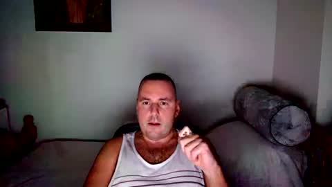 micic3 online show from July 31, 2:11 am