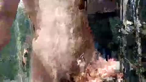 Snapshot of mickavis1975 chatting on April 2, 4:54 am mickavis1975 online show from April 2, 4:54 am