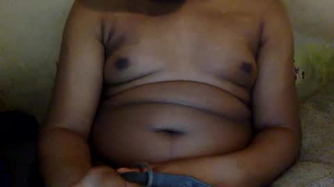Snapshot of mickkzzx chatting on December 7, 5:42 pm mickkzzx online show from December 7, 5:42 pm
