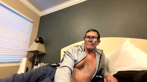 Snapshot of mickymu chatting on December 24, 10:17 pm mickymu online show from December 24, 10:17 pm