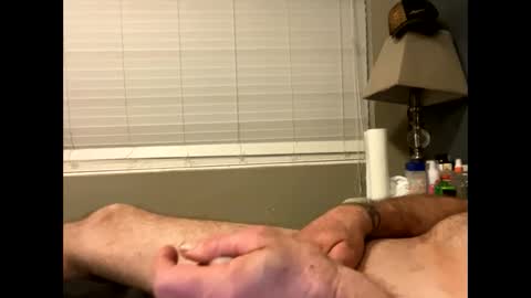 Snapshot of mickymu chatting on December 25, 7:24 am mickymu online show from December 25, 7:24 am