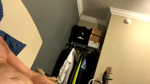 Snapshot of mickymu chatting on December 29, 7:28 am mickymu online show from December 29, 7:28 am