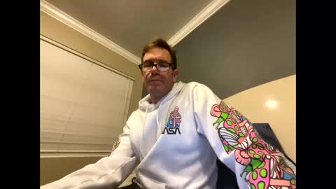 Snapshot of mickymu chatting on January 1, 5:43 am mickymu online show from January 1, 5:43 am